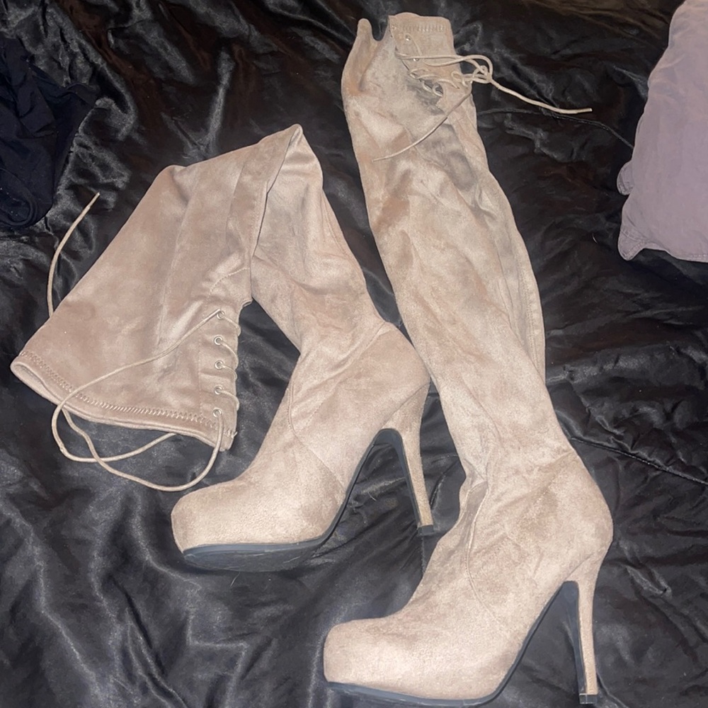Heel thigh high boots